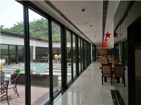 延安红星园酒店铜窗铜装饰