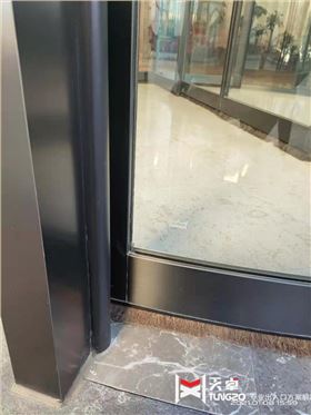 玻璃
