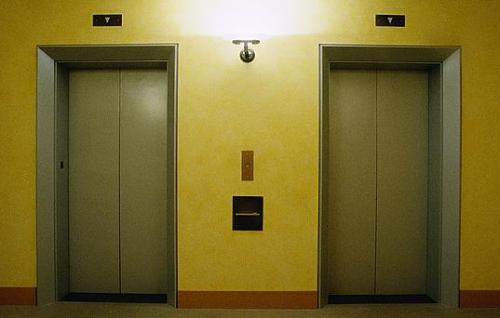小区电梯门——平移自动门 