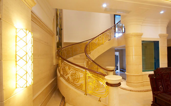 别墅楼梯-铜楼梯