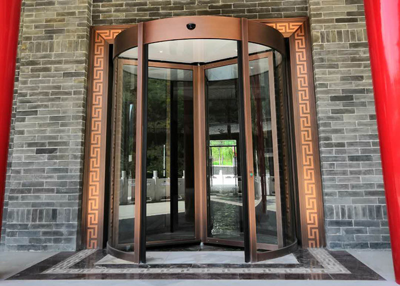 渭南韩城铜三翼自动旋转门和玻璃铜门